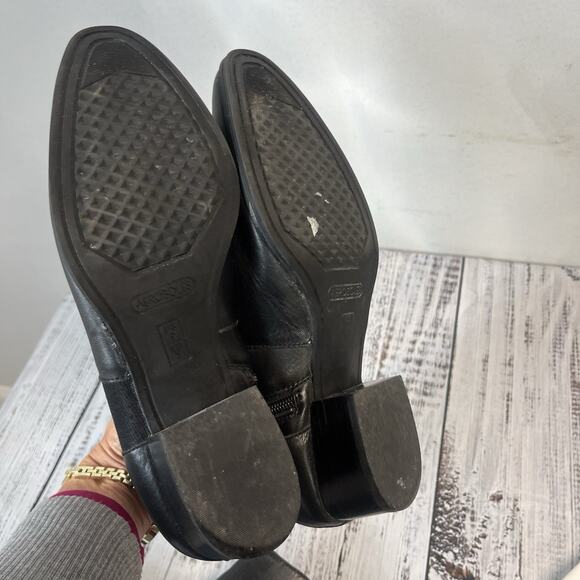 Aerosoles Black Leather Ankle Boots Booties size 9 Criss Cross Dressy Casual - Picture 8 of 13